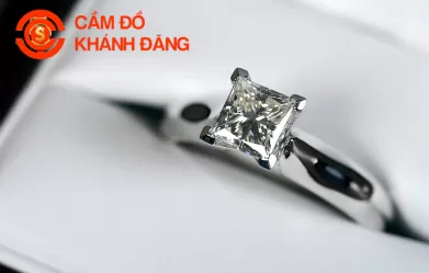 Cầm Kim Cương Quận 3