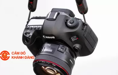 Cầm máy ảnh xã Bình Chánh