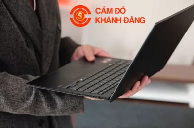 Cầm laptop có thật sự dễ không?