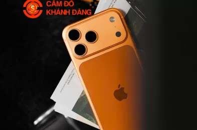 Cầm điện thoại có cần hộp không