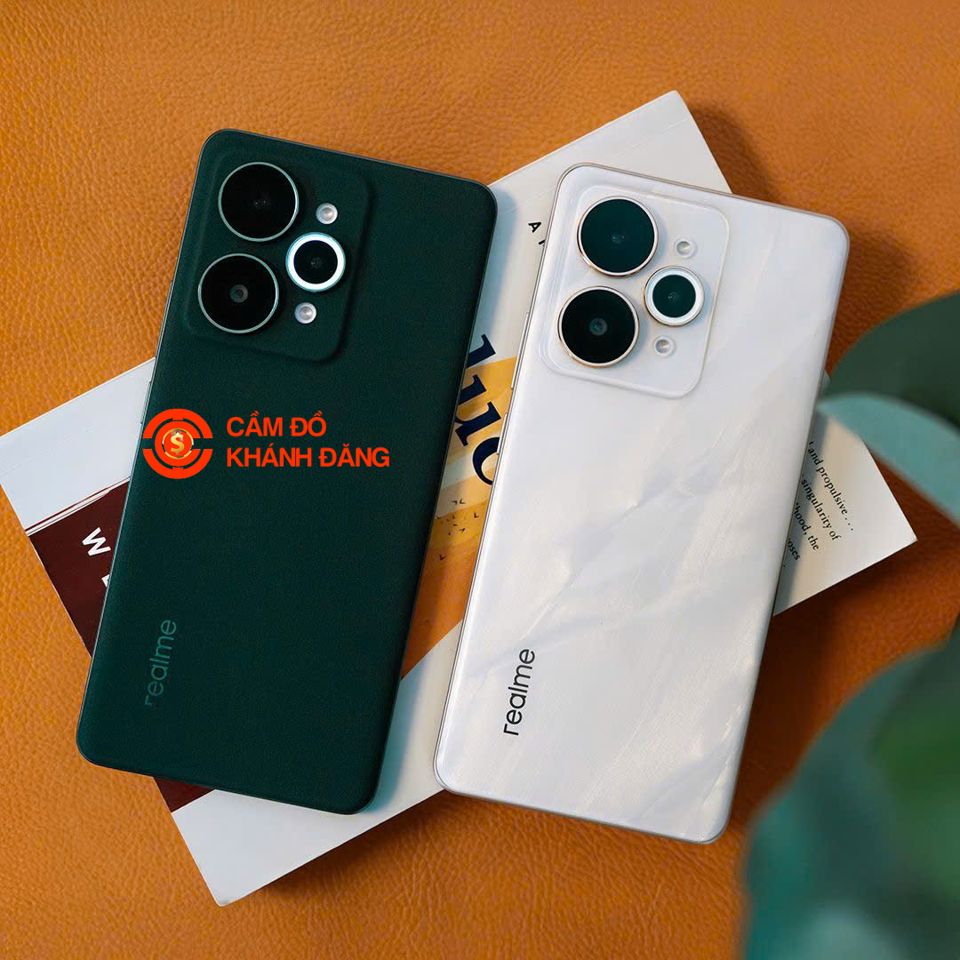 Cầm điện thoại Phường Long Trường