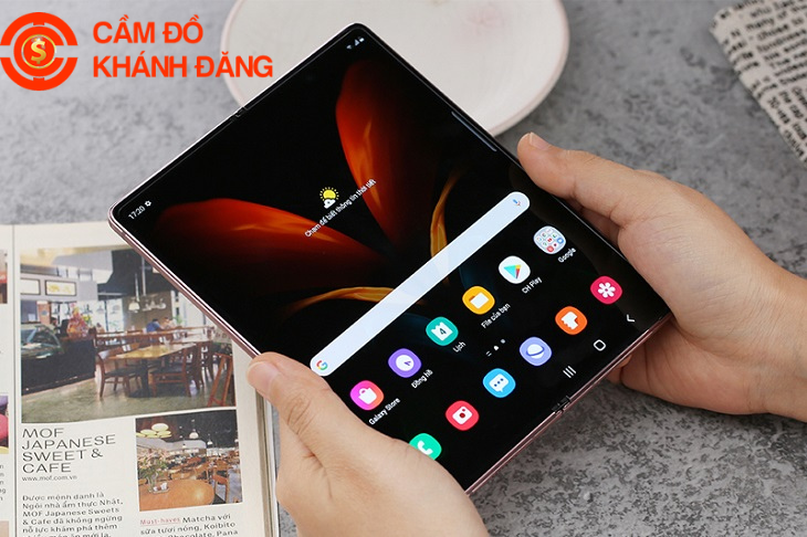 Cầm điện thoại đời mới lãi thấp