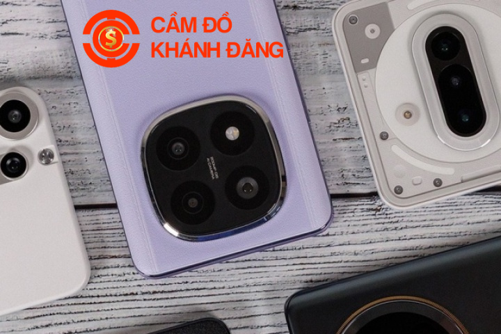 Cầm điện thoại đời mới lãi thấp