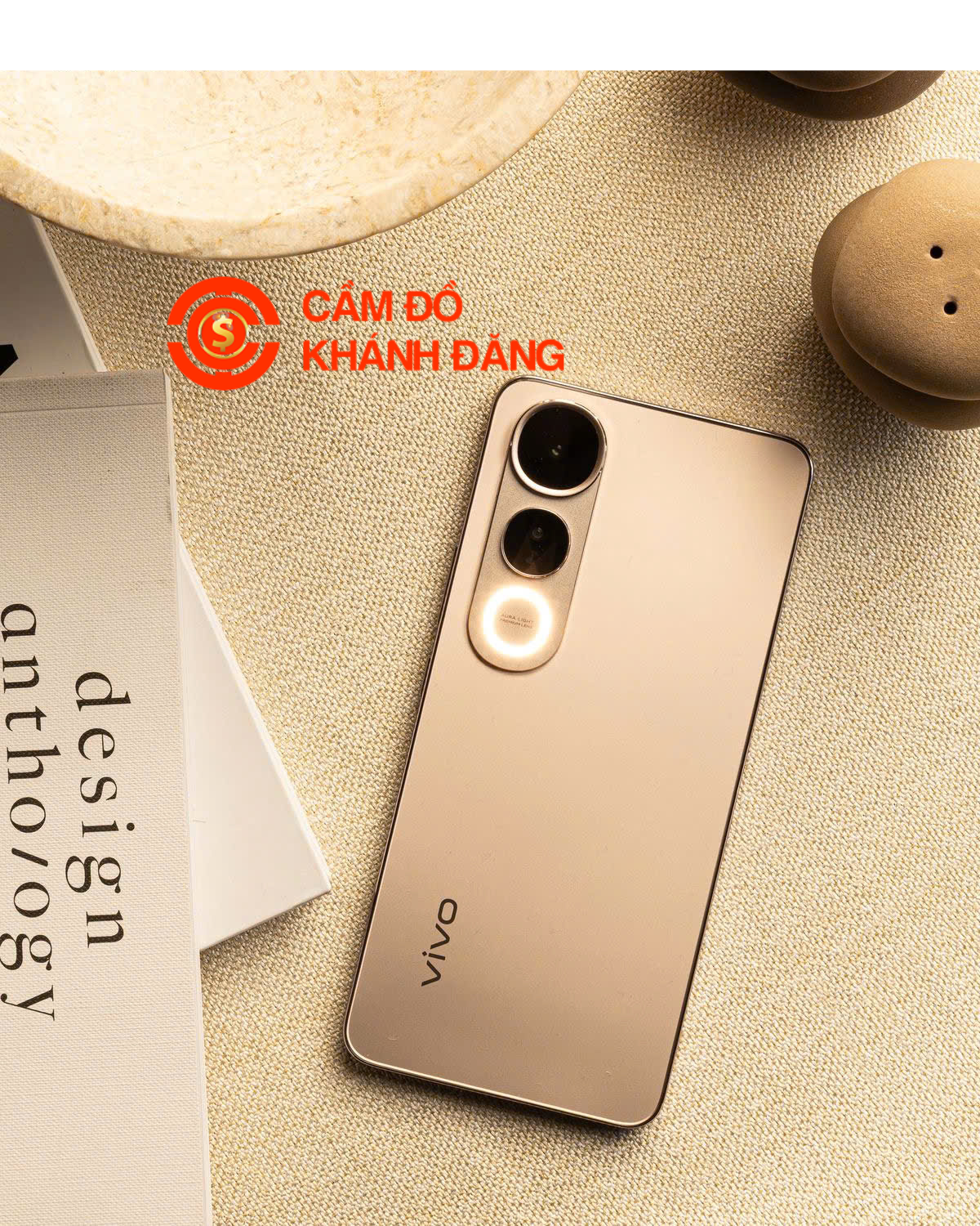 Cầm điện thoại phường An Hội Tây