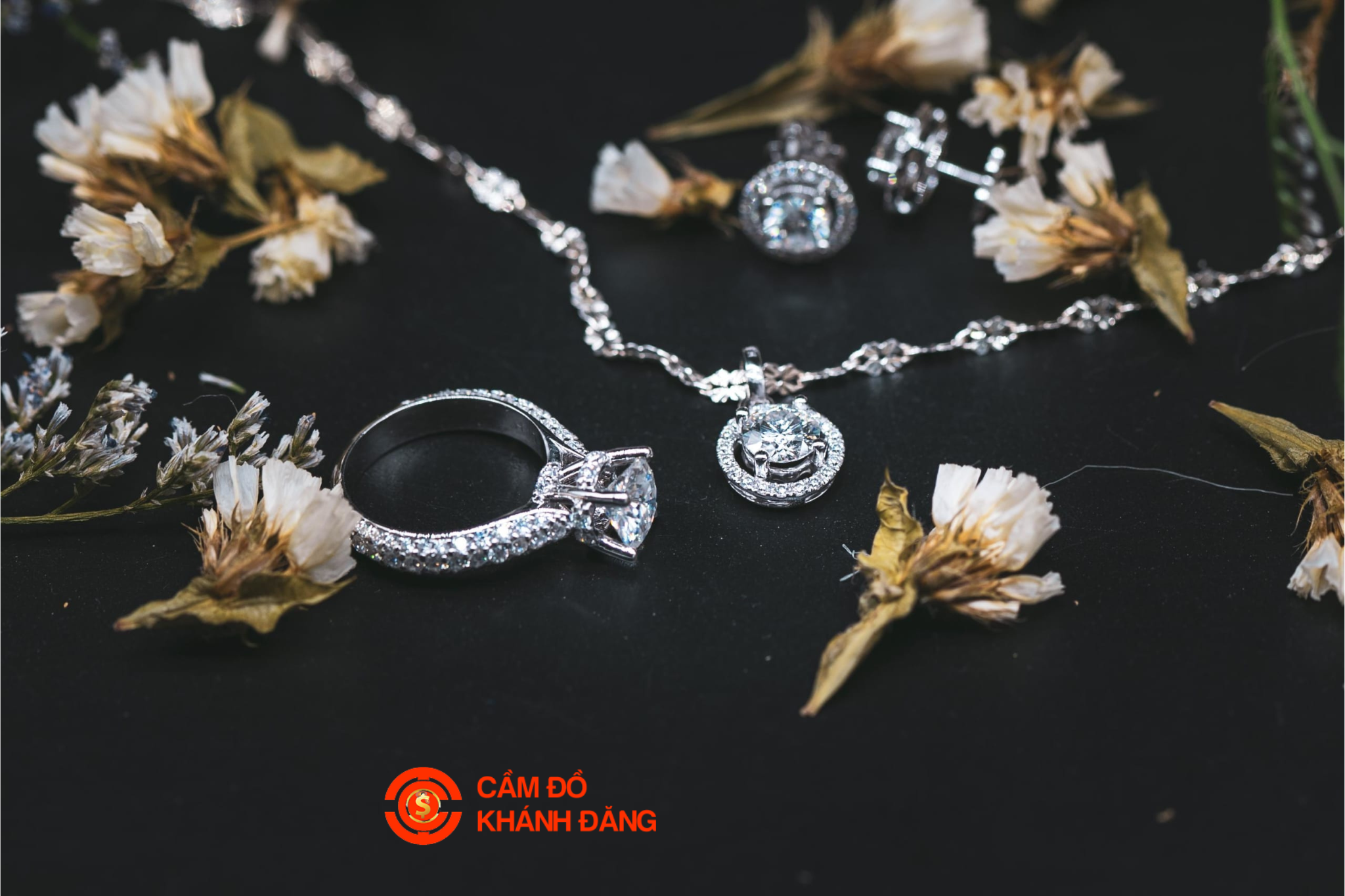 Cầm Kim Cương Phường 8