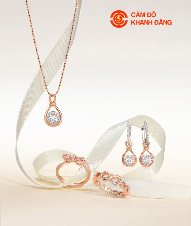 Cầm Kim Cương Quận 1