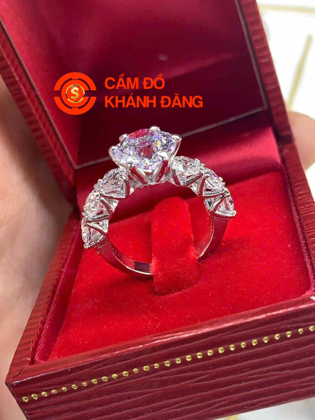 Cầm Kim Cương Phường Tân Thuận
