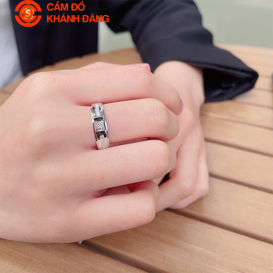 Cầm Kim Cương Phường Tân Phú