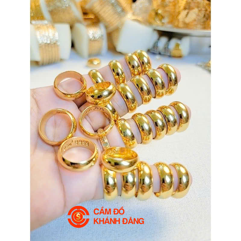 Cầm vàng phường Phú Lâm