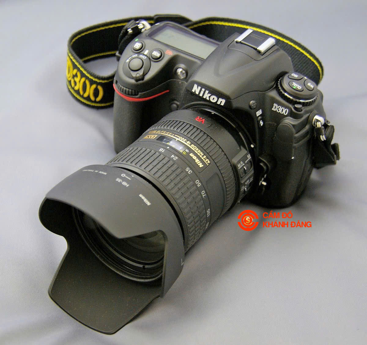 Cầm máy ảnh phường 24
