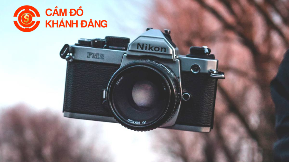 Cầm Máy Ảnh Phường Xóm Chiếu