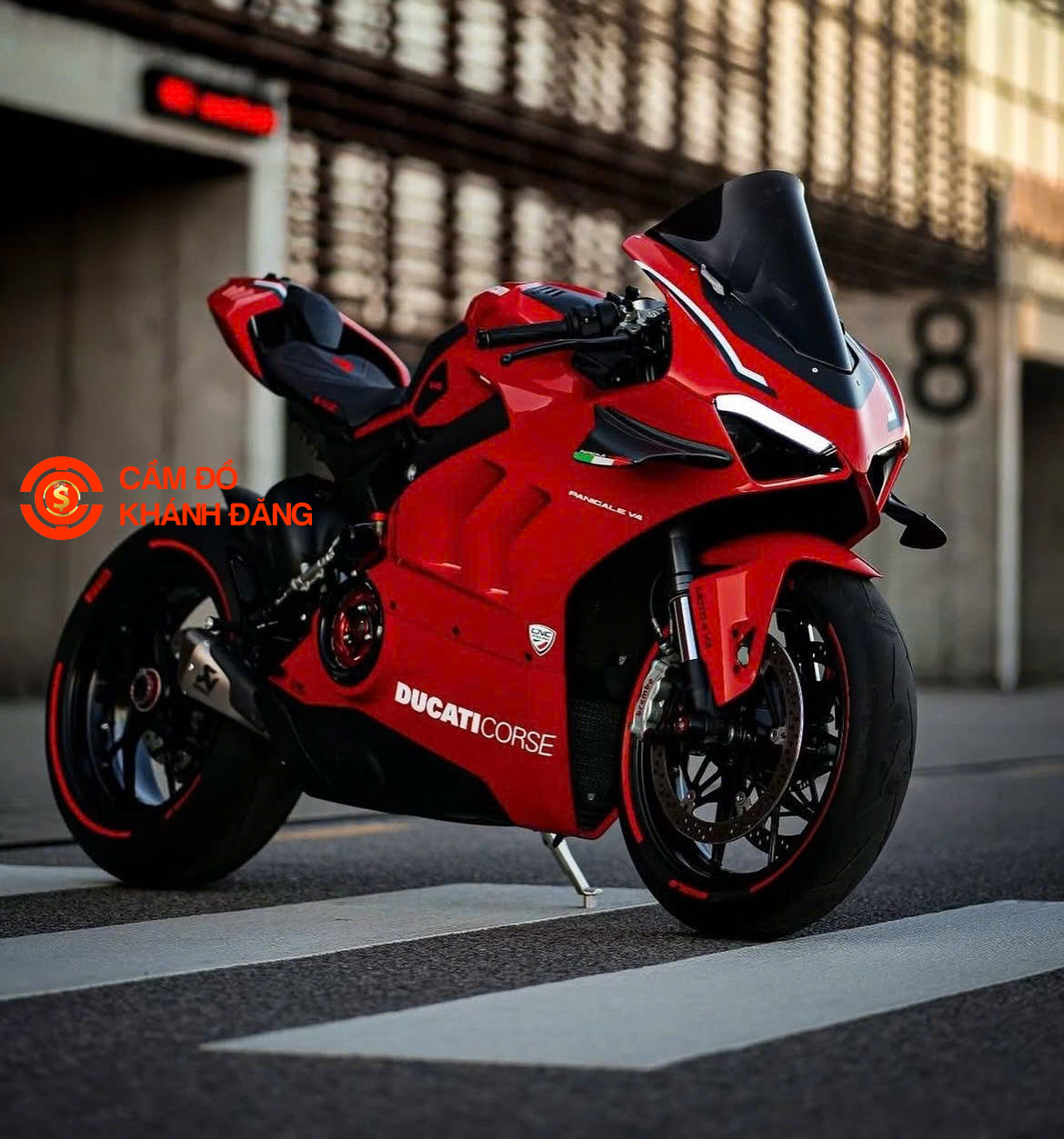 Cầm xe phân khối lớn giá cao