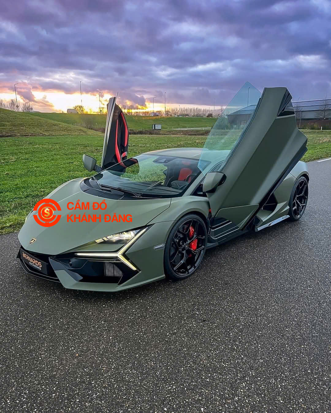 Cầm xe hơi nhưng vẫn sử dụng được không