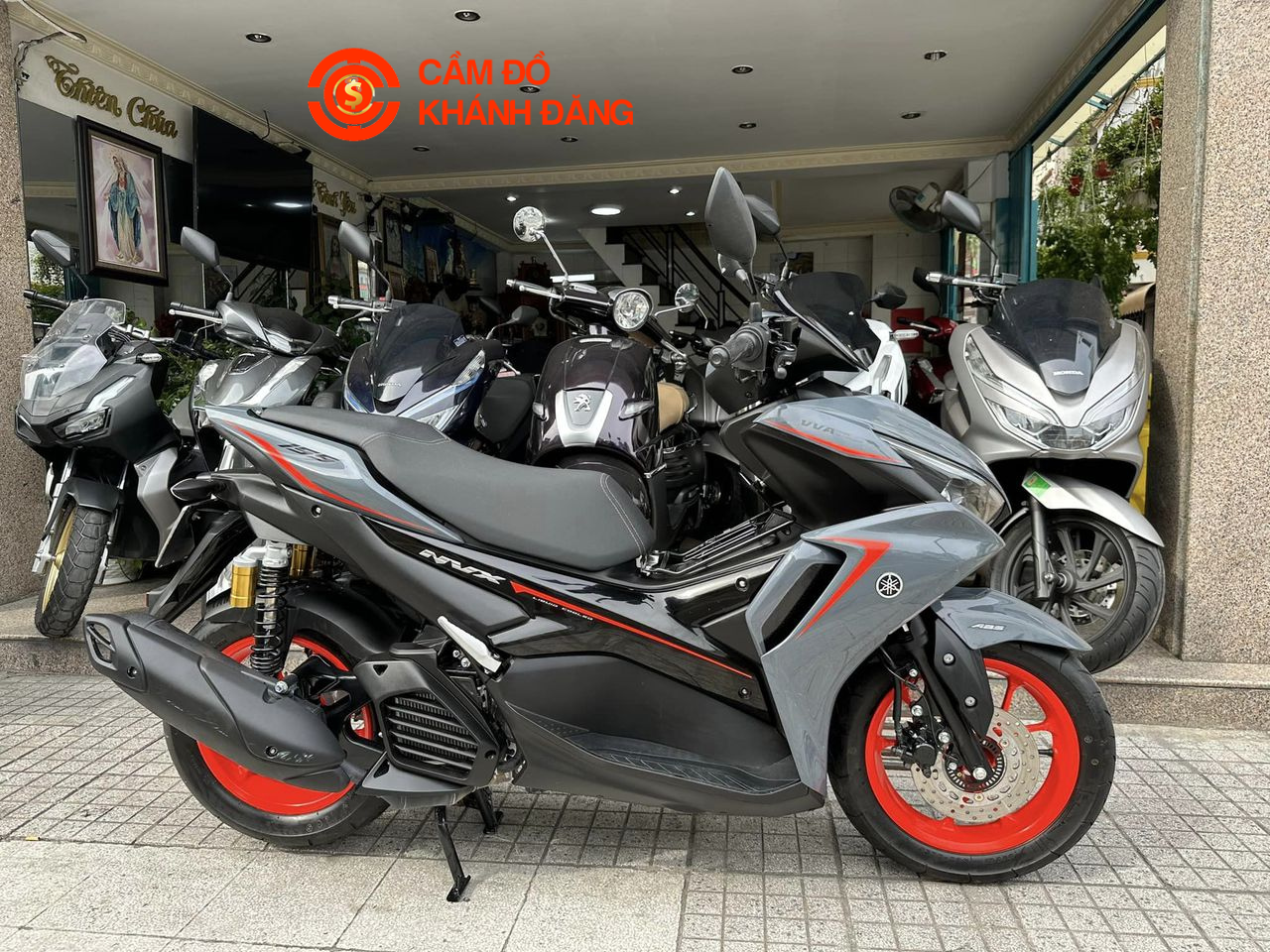 Cầm xe máy phường Tân Thuận nhận tiền ngay