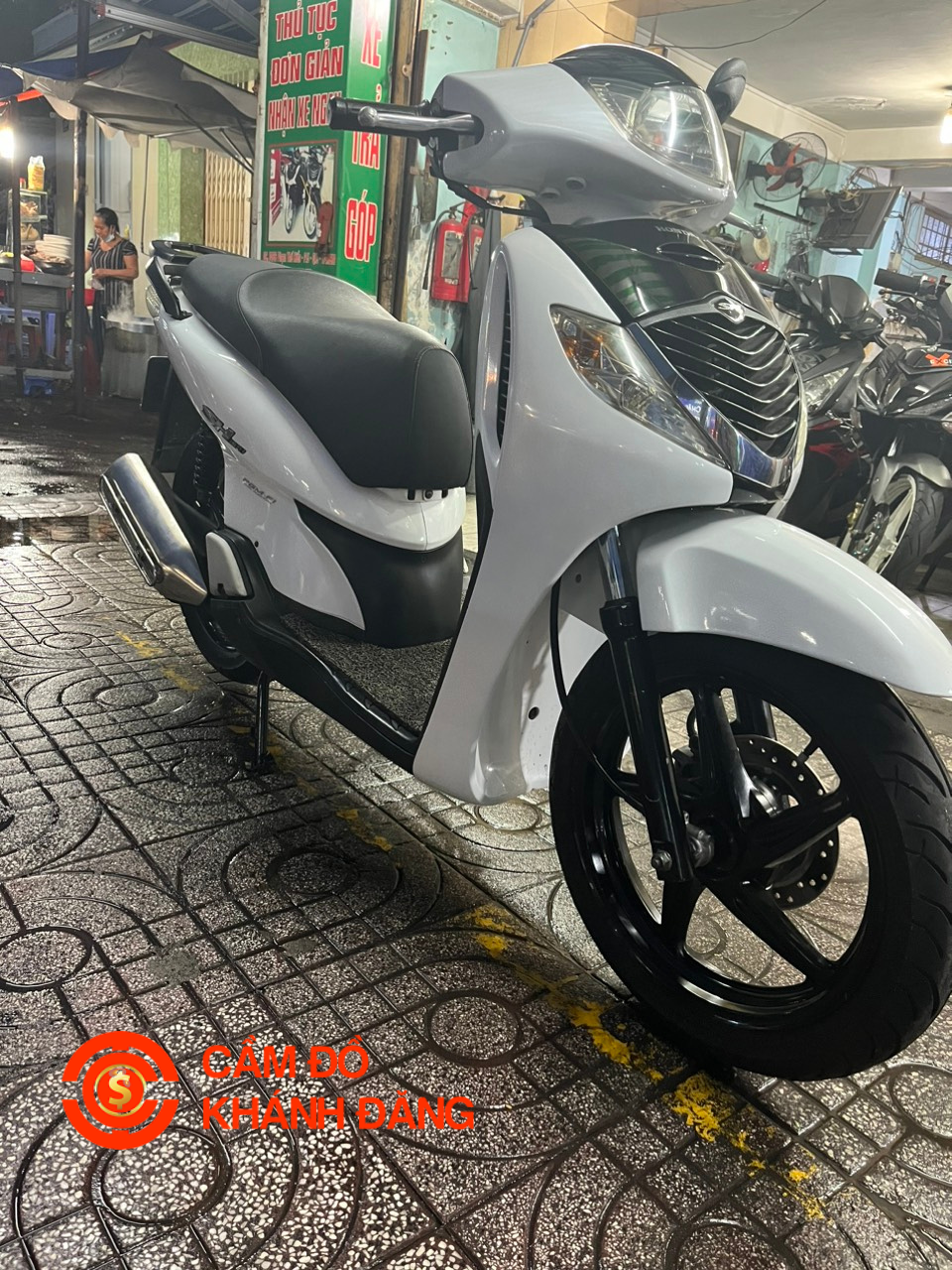 Cầm xe máy phường An Đông