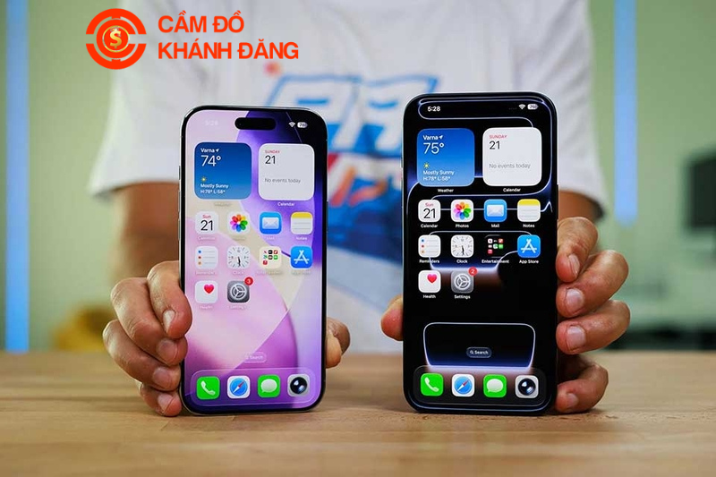 Cầm điện thoại ban đêm có nhận không?