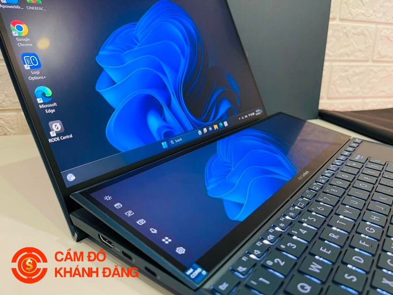 Cầm laptop tại nhà tiện lợi