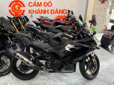 Cầm mô tô gấp, hỗ trợ tận nơi