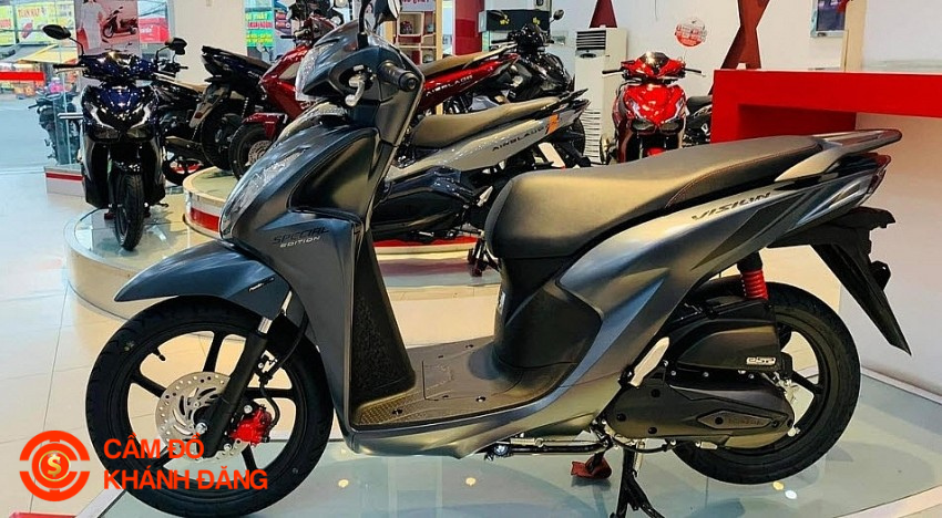 Cầm xe máy ở đâu uy tín, nhận tiền ngay?