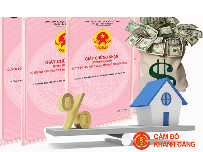 Tiệm cầm đồ làm việc xuyên Tết