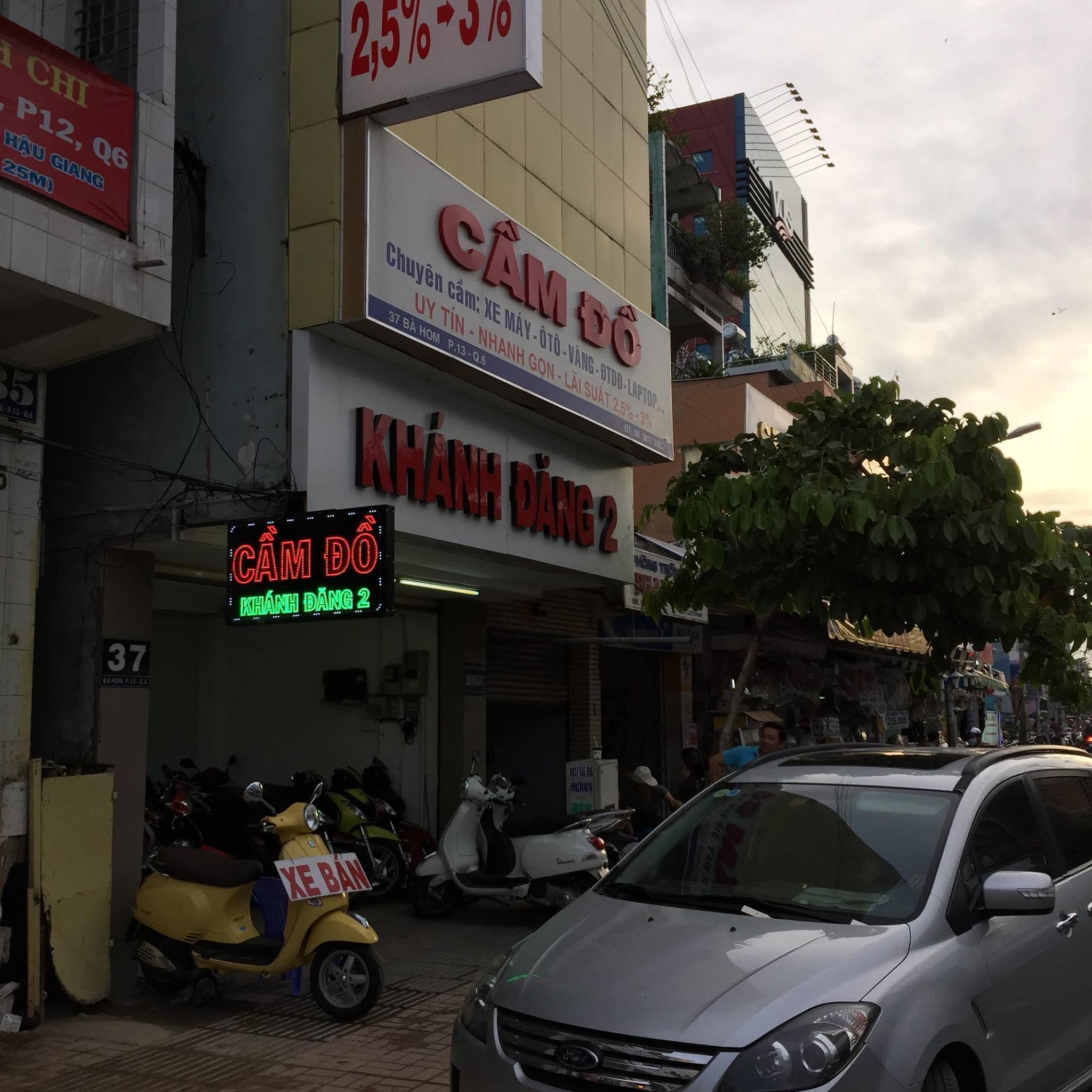 So Sánh Giữa Cầm Cà Vẹt Ô Tô Và Cầm Xe Ô Tô Cả Phương Tiện