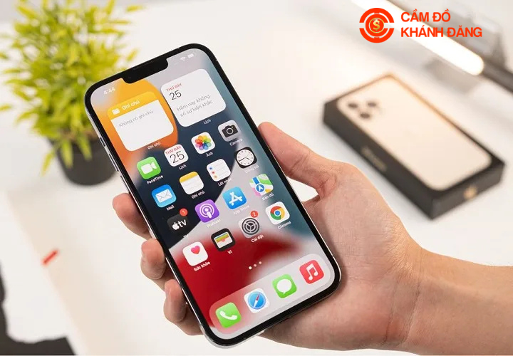 Cầm điện thoại không giữ máy