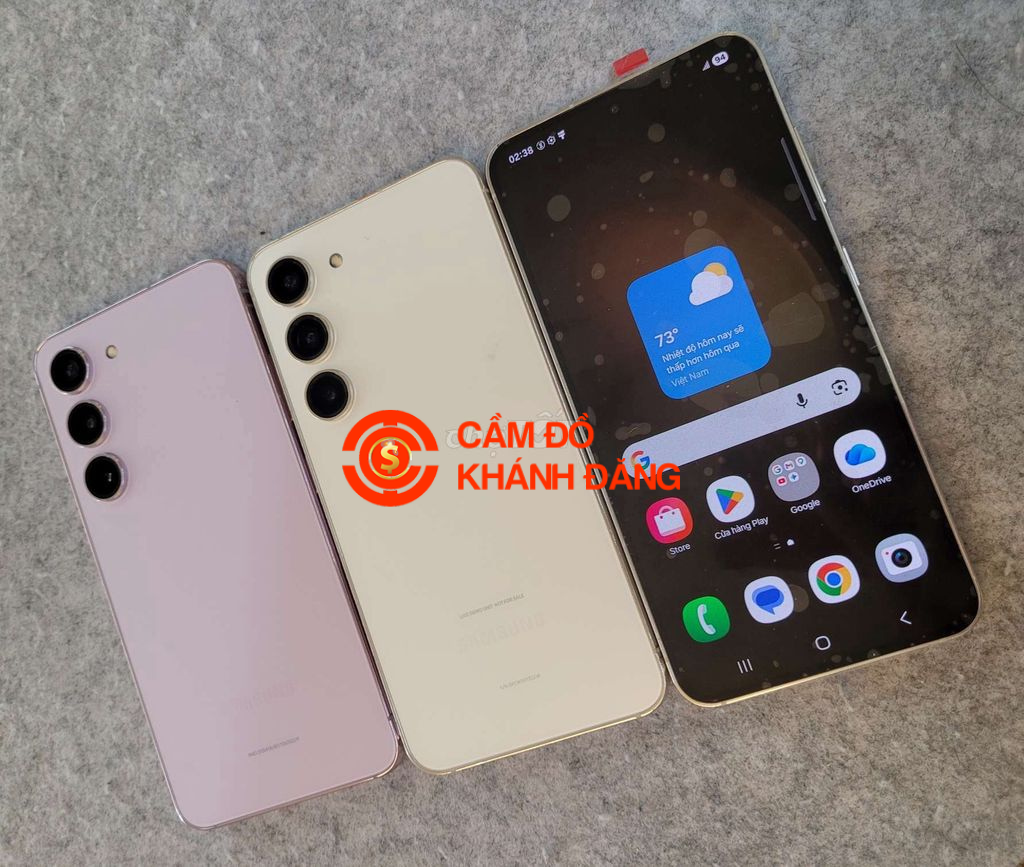 Cầm điện thoại Samsung đời cũ giá bao nhiêu?