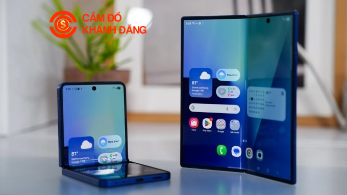 Cầm điện thoại Samsung đời cũ giá bao nhiêu?