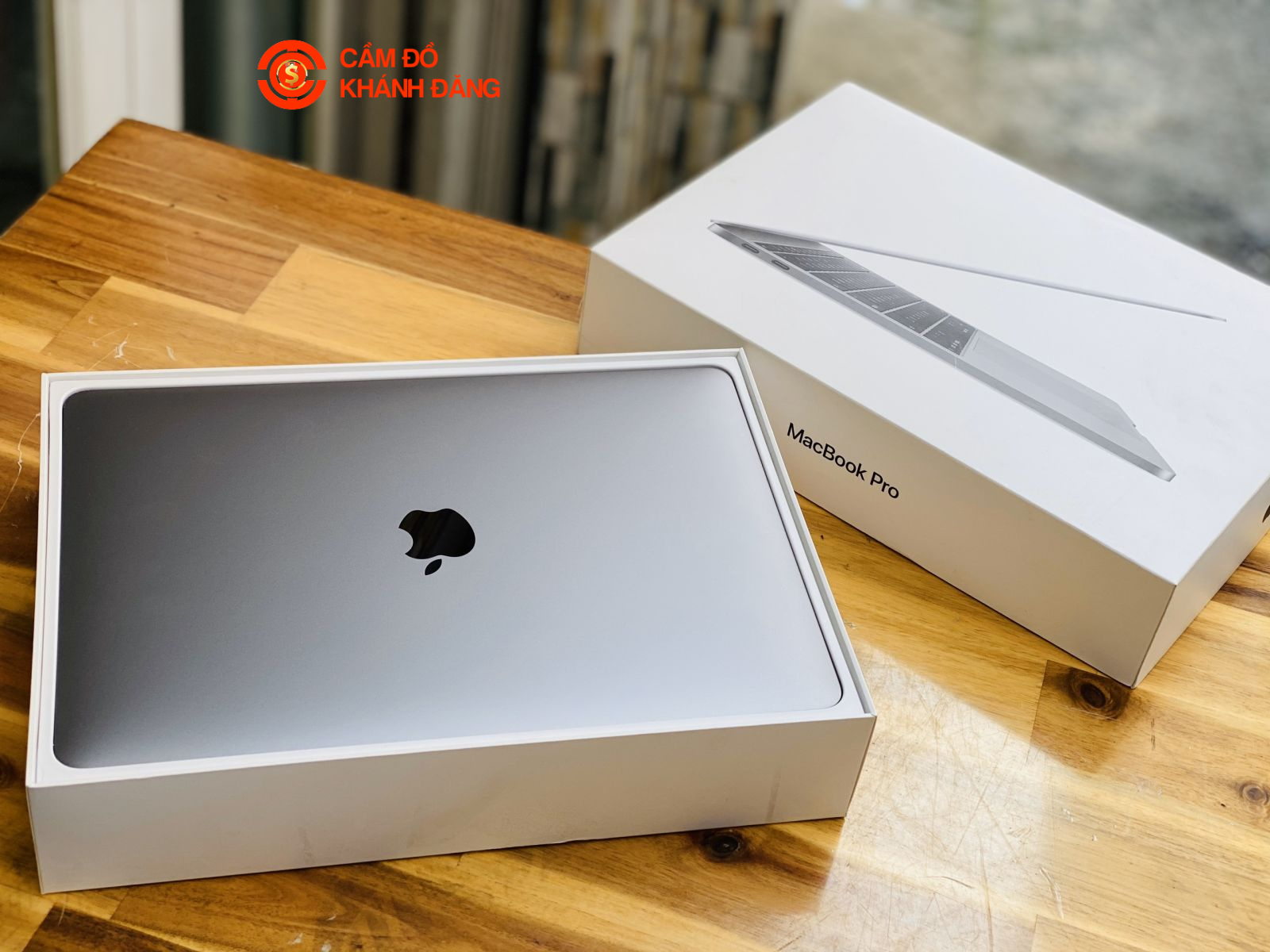 Cầm laptop quận 5 Tp HCM uy tín