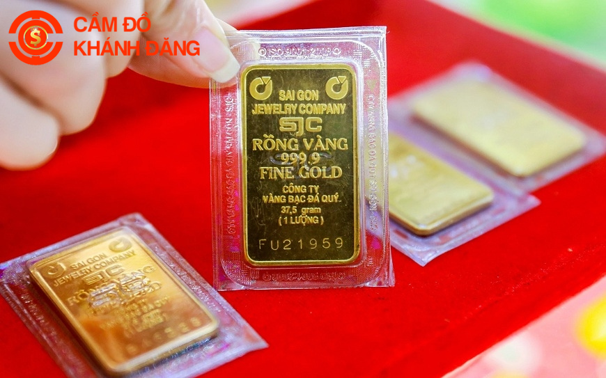 Cầm vàng nhận tiền ngay trong ngày
