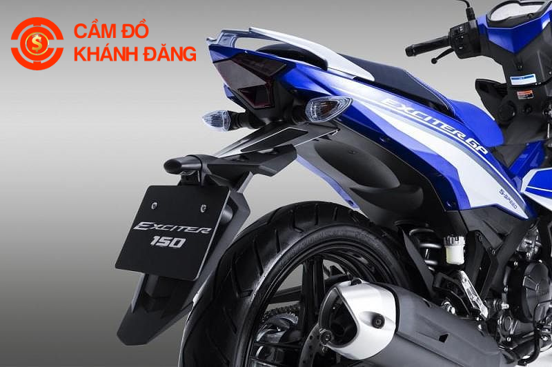 Cầm xe máy có cần công chứng không?