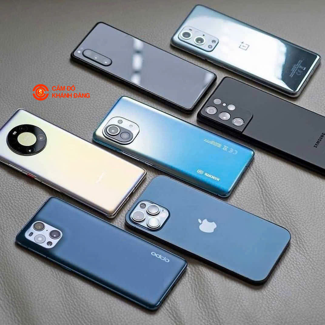 Cầm điện thoại gần đây phường Bình Tiên