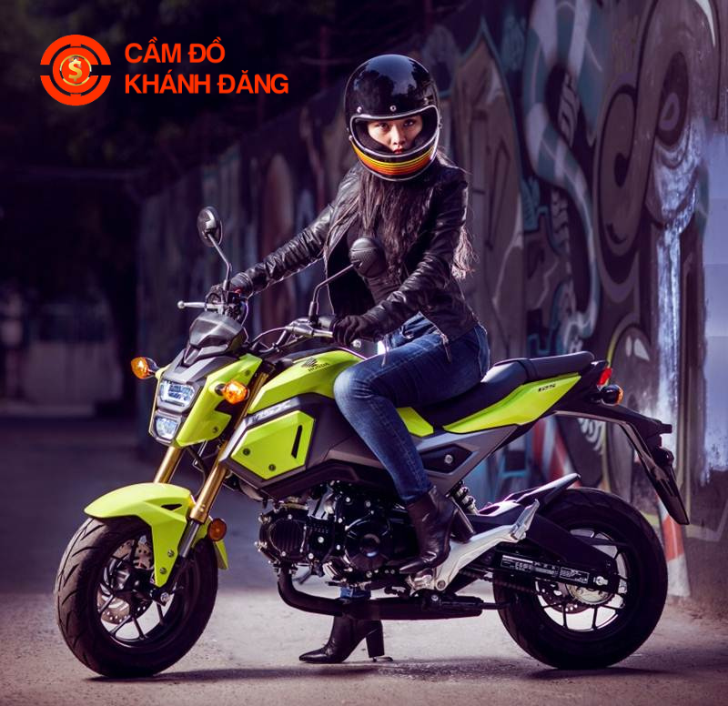 Cầm mô tô không giữ xe có thật không?