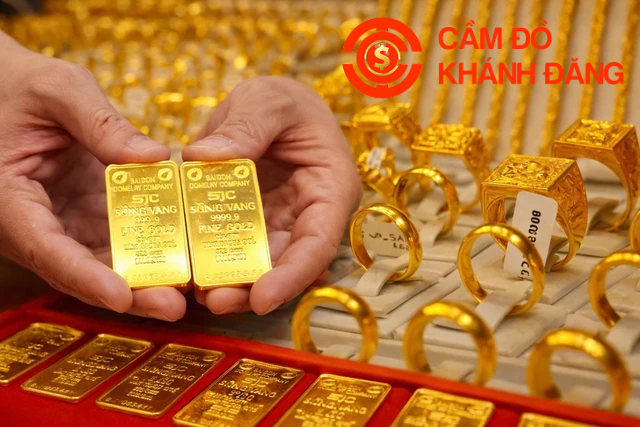 Cầm vàng theo giá thị trường hay giá tiệm?